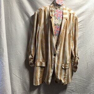 Cato White and Tan Striped Blazer – Women’s size 18/20W